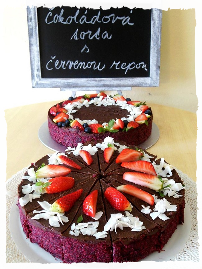 Čokoládová torta s červenou repou